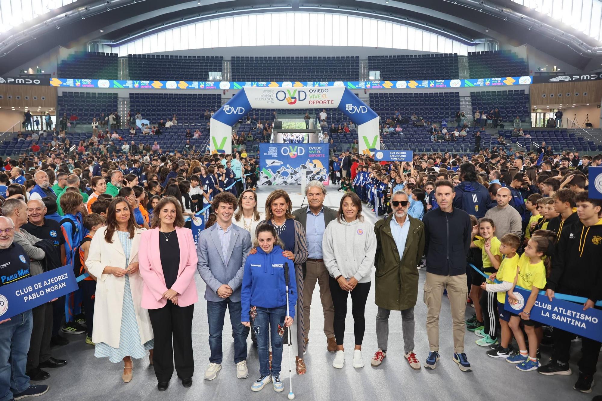 EN IMÁGENES: El encuentro de 50 clubs de Oviedo en el Palacio de los Deportes