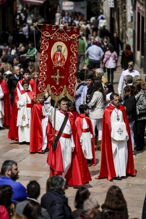 Procesión del Jesús Resucitado en Oviedo