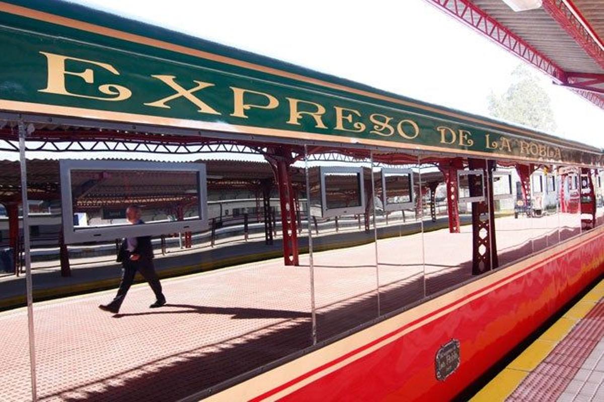 El Tren de la Robla es otros de los trenes turísticos que se ha potenciado este año.