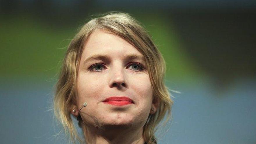 Chelsea Manning, la socia de Assange, es puesta en libertad en los EEUU