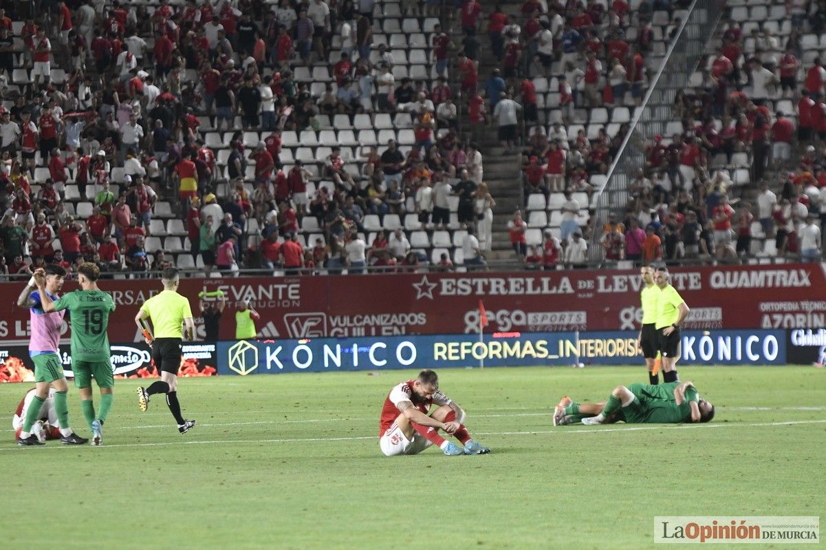 Así fue el encuentro del play off del Real Murcia y el Nástic en la lucha por el ascenso