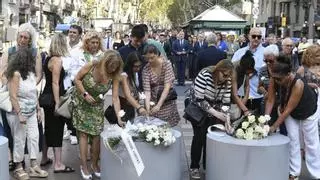 Las víctimas del 17A se desmarcan del homenaje en Barcelona con 6 minutos de silencio