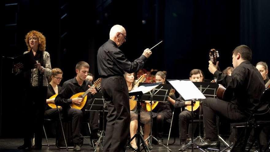 La Orquesta Langreana de Plectro, en una imagen de archivo.