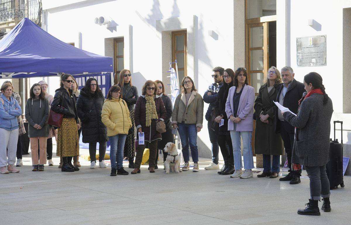 Concentración delante del consistorio de Silleda.