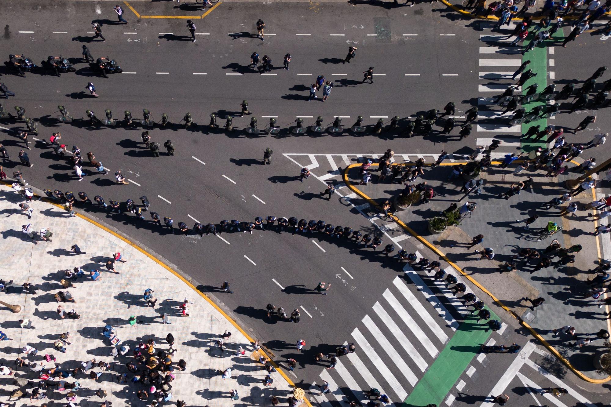 Jornada de movilizaciones contra Gobierno de Javier Milei en Buenos Aires