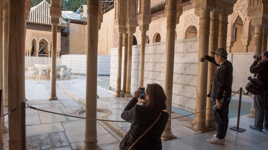 España recibe hasta noviembre más turistas que en todo el 2016