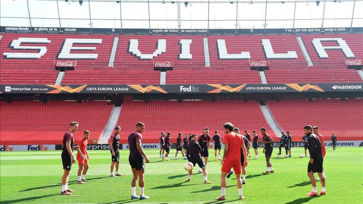 El Sevilla FC ha comunicado esta mañana un ERTE a jugadores y cuerpo técnico.