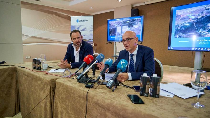 David Valls y Ramón Jiménez, directivos de la empresa, esta mañana.