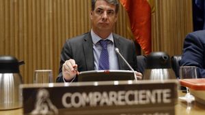 GRAF3341 MADRID, 7/11/2018.-El presidente de la Sociedad Estatal de Participaciones Industriales (SEPI), Vicente Fernández Guerrero, durante su comparecencia ante la Comisión de Industria del Congreso para explicar la situación en la que se encuentra el contrato firmado con Arabia Saudí para el suministro de cinco corbetas. EFE/J.J.Guillen