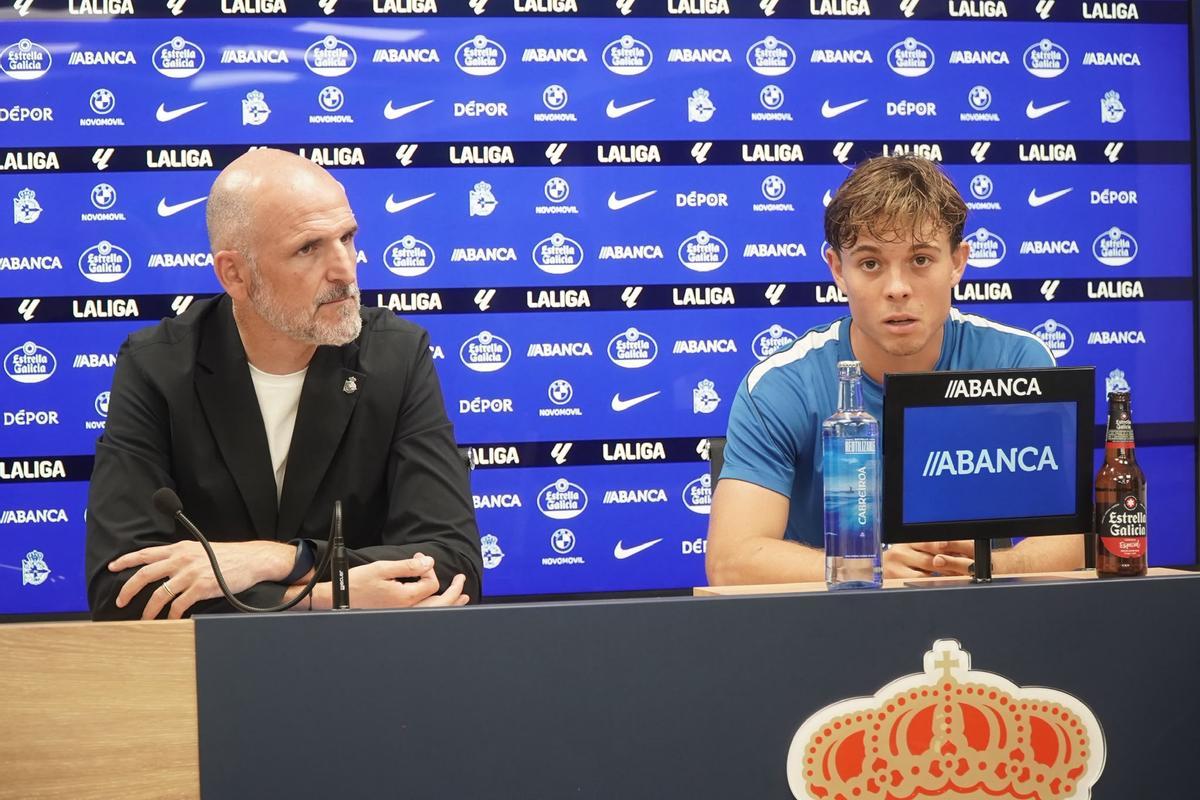 Fernando Soriano y Amatucci en su presentación esta mañana en Abegondo.