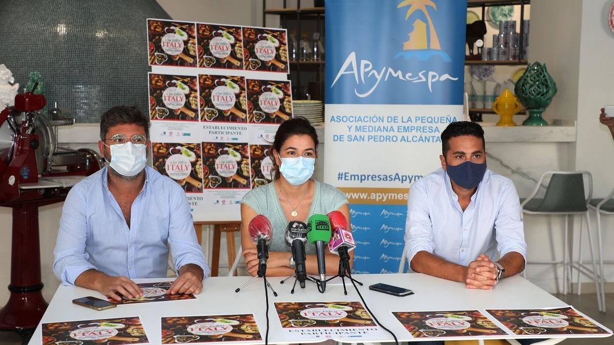 Los organizadores en la presentación de las jornadas.