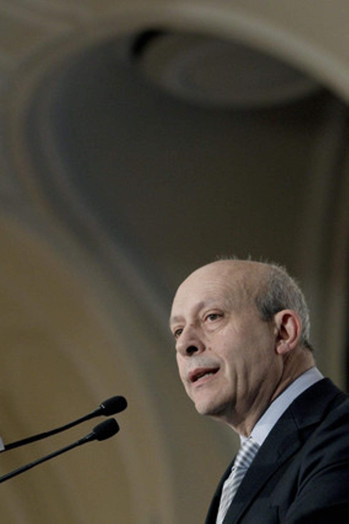 El ministro de Educación, Cultura y Deporte, José Ignacio Wert, durante su intervención en una conferencia-coloquio, en Madrid.