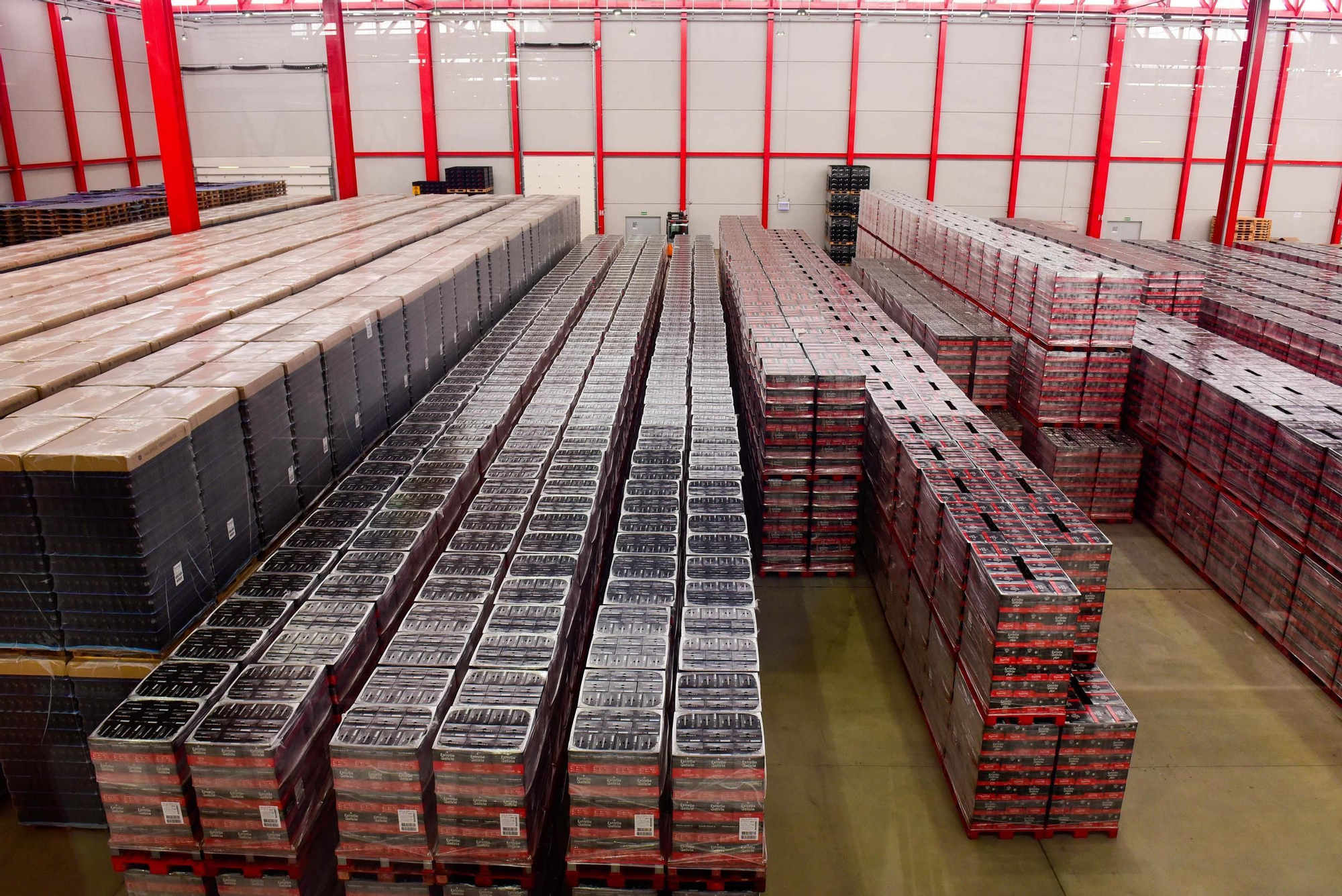 Estrella Galicia estrena 'cocina': visita a las instalaciones de la nueva fábrica en Morás