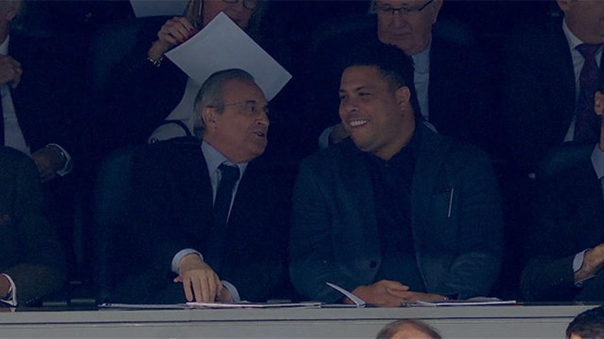 La imagen más curiosa: ¡Florentino y Ronaldo juntos en el palco presidencial!