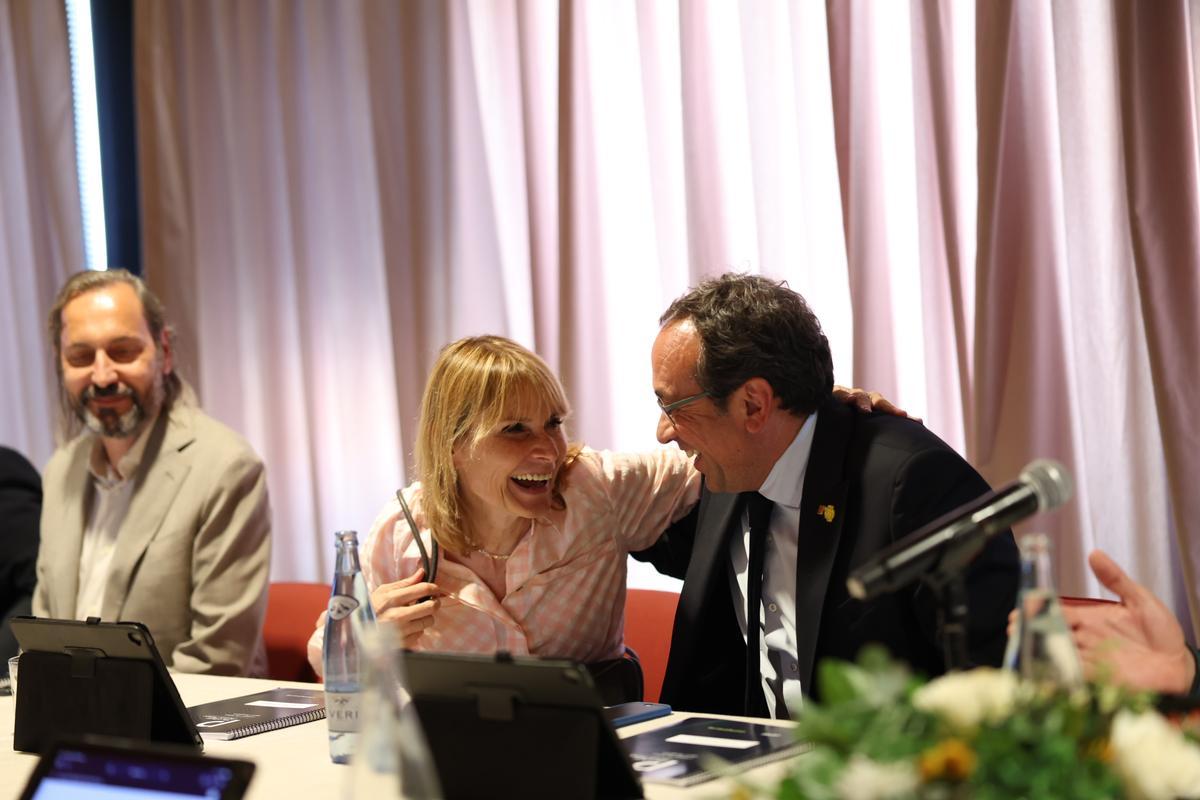 Lluïsa Moret, presidenta de la Diputació de Barcelona junto a Josep Rull, president del Parlament de Catalunya.
