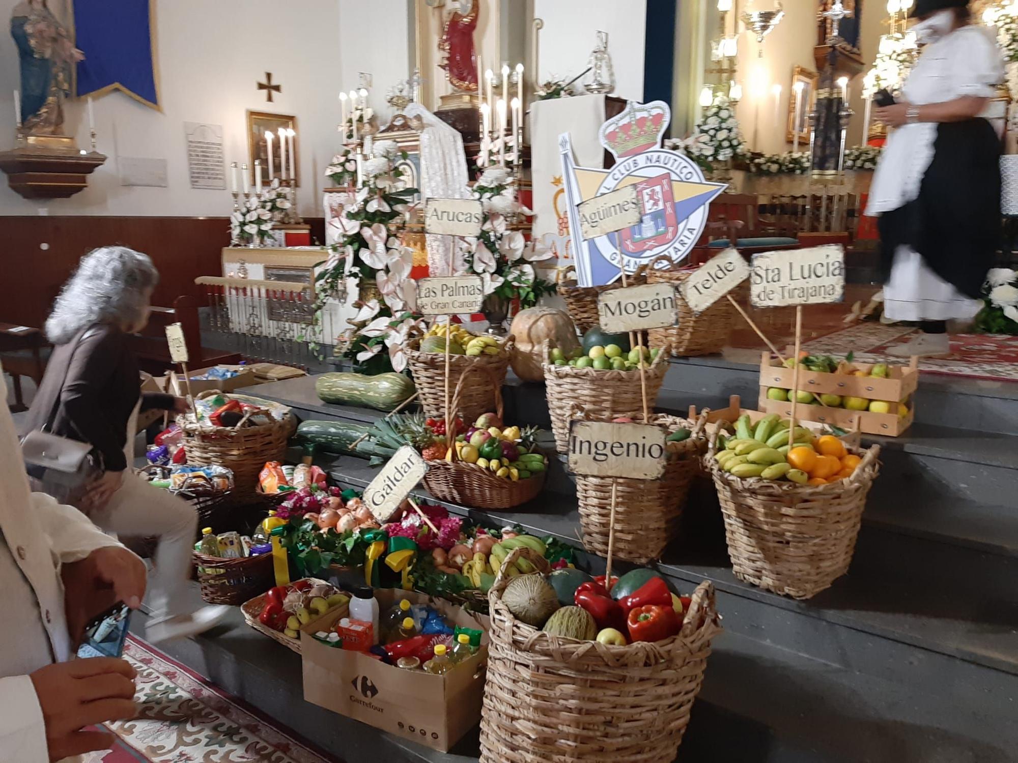 Ofrenda a la Virgen de La Luz