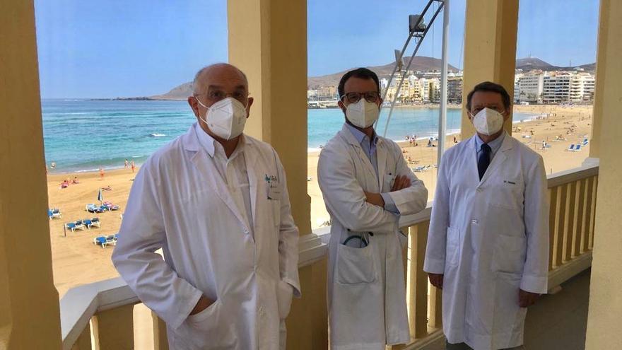 Equipo de Medicina hospitalista: Dr. Gonzalo Gómez Guerra, Dr. Jorge Basualdo de Ornelas y Dr. Juan F. Medina Cabrera.