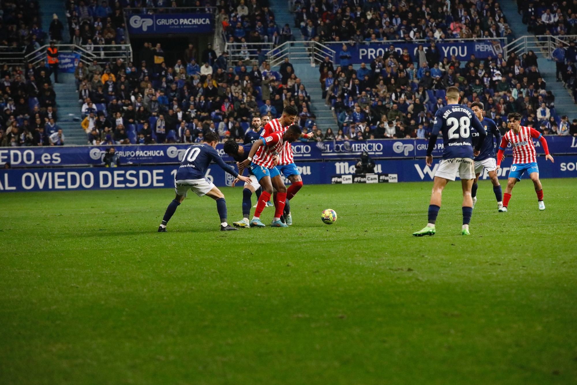 En imágenes: así se vivió el derbi en el Tartiere