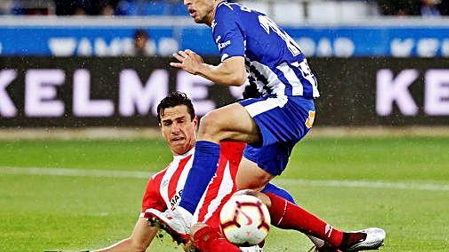 Bernardo i Calleri en un Alabès-Girona. Ara seran companys.