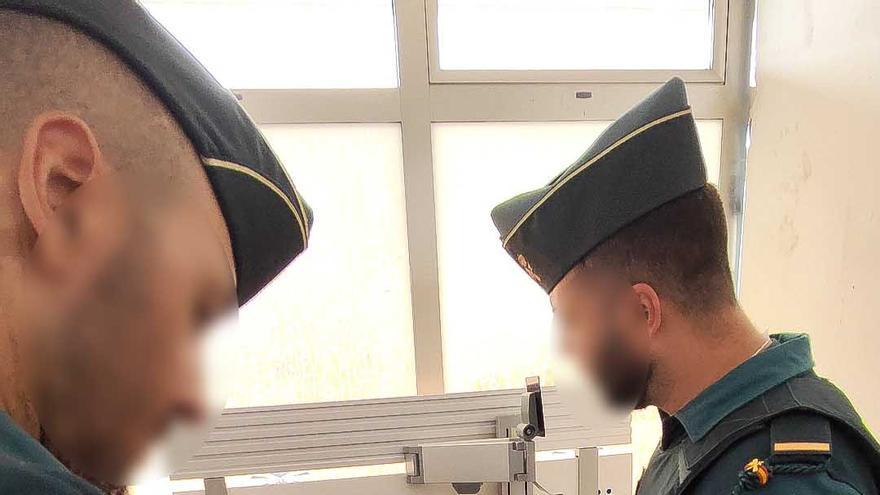 Detenido un hombre de 72 años por apropiarse de una cartera con 3.500 euros en un aeropuerto de Baleares