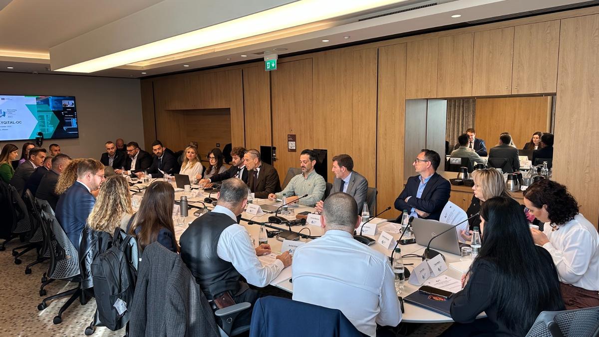 Encuentro en el que participaron representantes de las fiscalías de Kosovo, Albania y Elbasan, así como cuerpos policiales de Italia, Grecia, Albania y España.