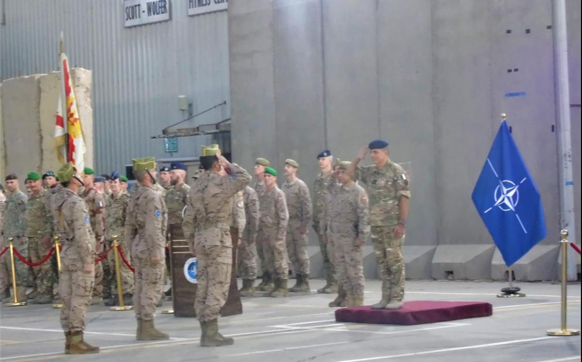 Relevo de fuerzas españolas en la base Union III de Bagdad, el pasado 25 de noviembre.