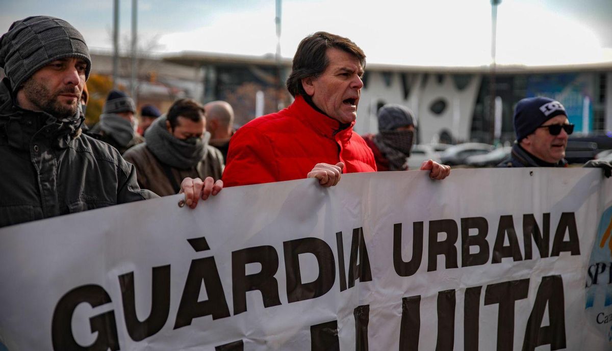 Pols entre l’Hospitalet i la seva Guàrdia Urbana per l’absentisme