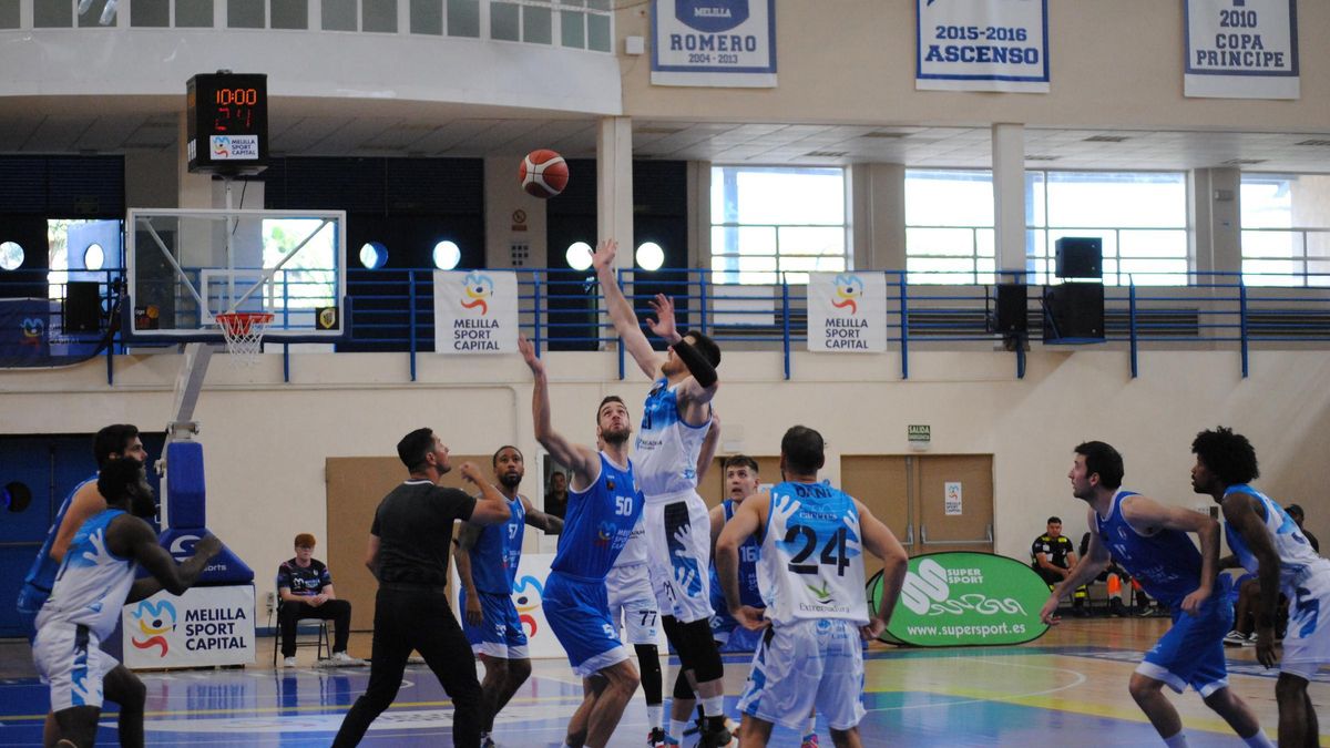 Borovnjak gana el salto inicial a Balaban.