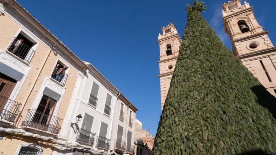 Canals protegerá las fachadas de las casas de la plaza Mayor del calor de la Foguera