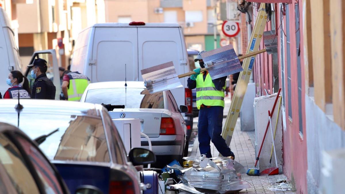 La Policía desmantela una plantación indoor en Espinardo