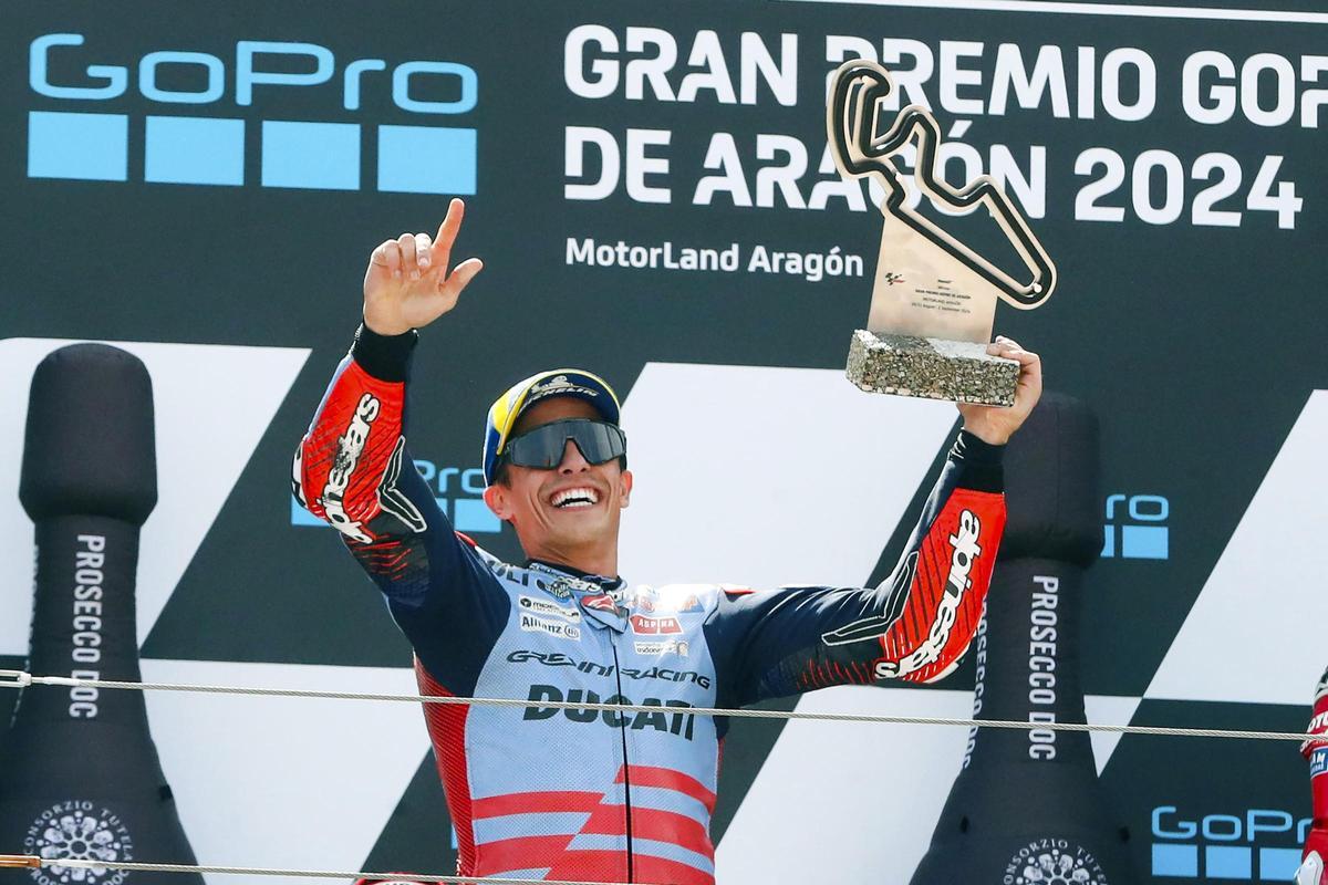 Marc Márquez celebra su victoria en el Gran Premio de Aragón de 2024