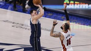 NBA - Miami Heat at Dallas Mavericks