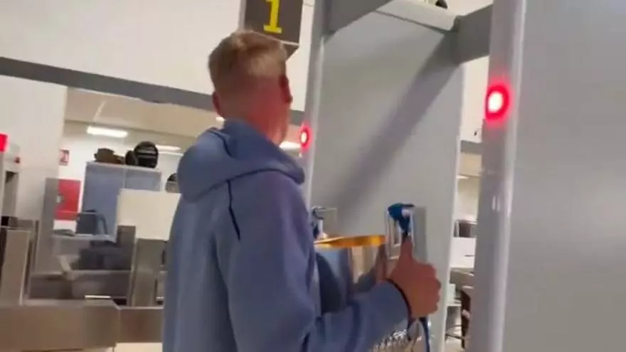 Problemas en el aeropuerto para la Real Sociedad