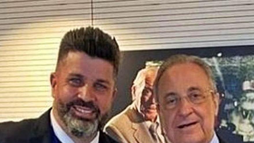 Bragarnik junto a Florentino Pérez