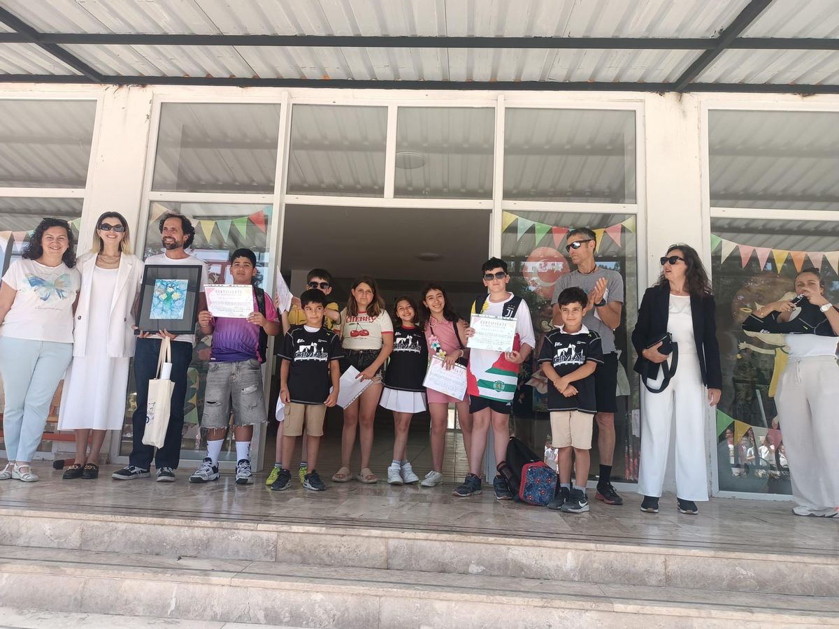 Recepción de regalos y certificados