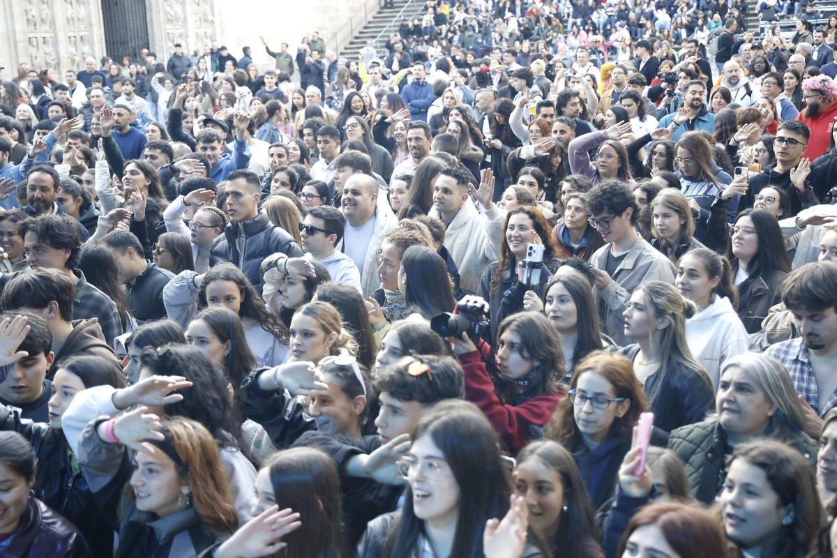 La Quintana se entrega al concierto de Los40 Santiago Pop La Quintana se entrega al concierto de Los40 Santiago Pop