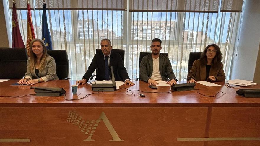 Ábalos, Cerdán, Koldo, Pardo de Vera y Saura son llamados a declarar en la Región de Murcia por las presuntas mordidas del AVE