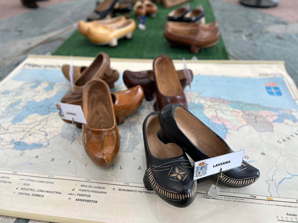 Ribadesella celebra una singular jornada de actividades en torno a les madreñes