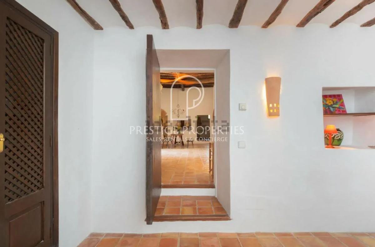 A la venta la casa payesa de un Premio Pulitzer que vivió en Ibiza