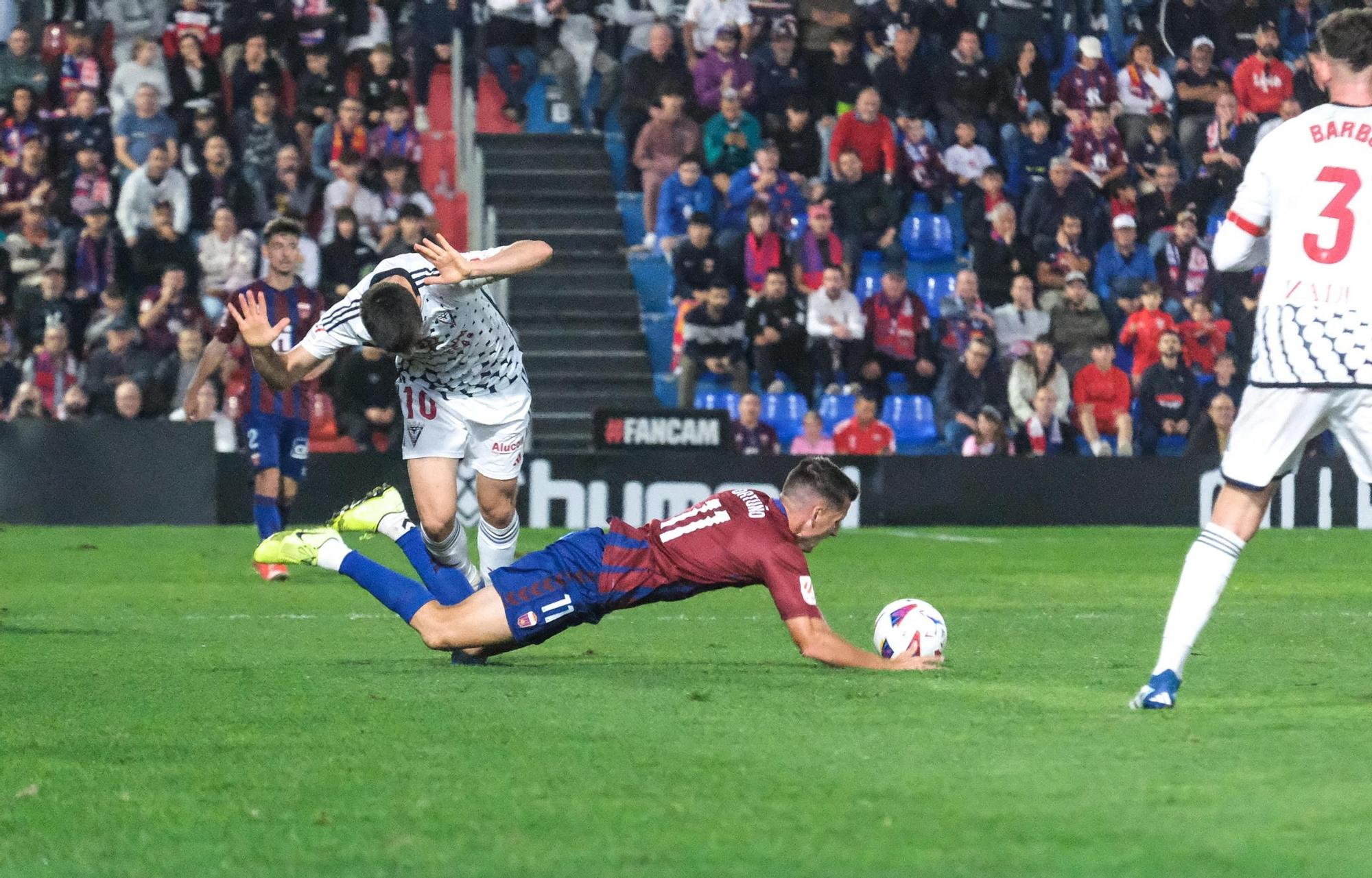 Las mejores imágenes del CD Eldense -  CD Mirandés (2-2)