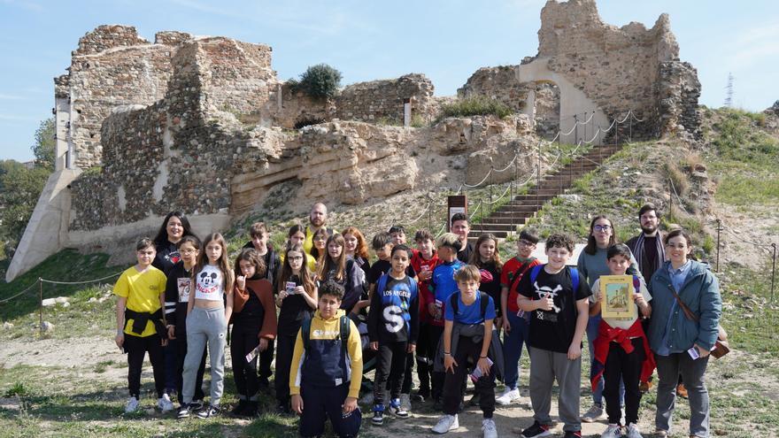 L’escola Josefina Ibáñez d’Abrera visita el Castell de Voltrera