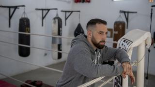 El boxeador barcelonés Sandor Martín, en el gimnasio KO Verdún