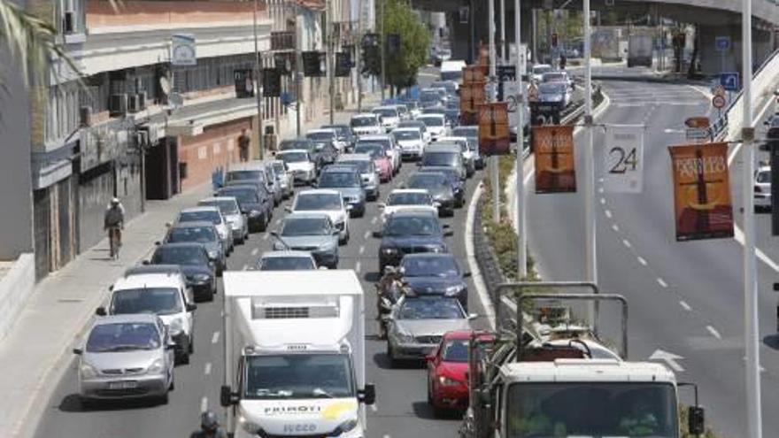 La huelga del TRAM suspende los tranvías nocturnos en los fuegos