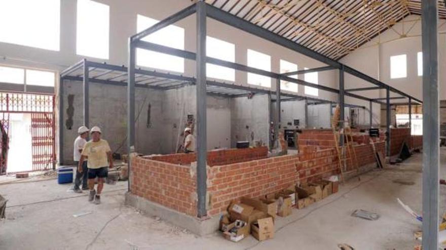 Las obras del Mercado de Abastos se retrasan ahora hasta mitad de octubre