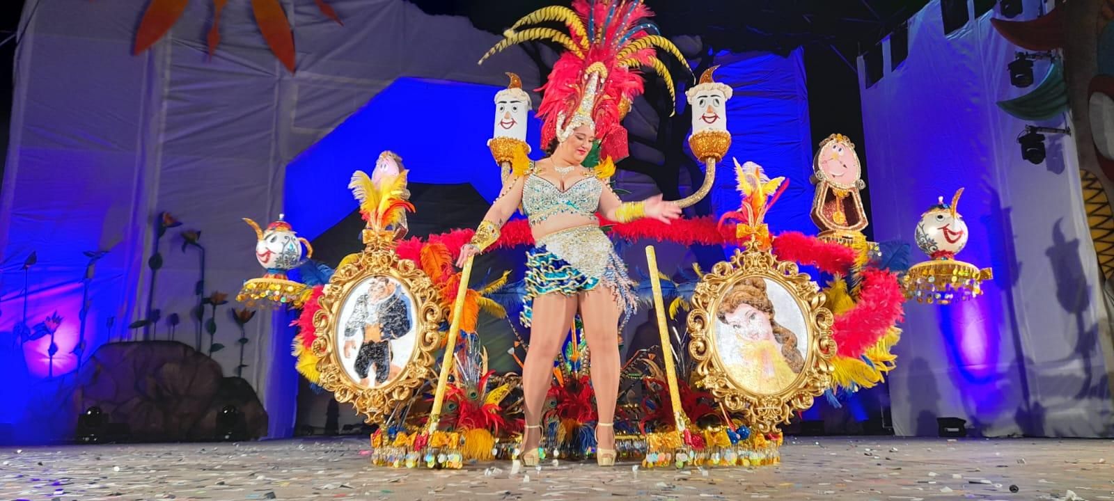 Carnaval de Vinaròs 2023: Los espectaculares trajes de las 30 reinas y el rey