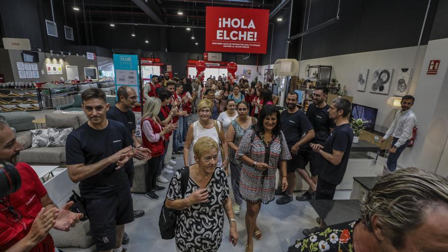 Gran inauguración de la nueva tienda de Conforama en Elche.