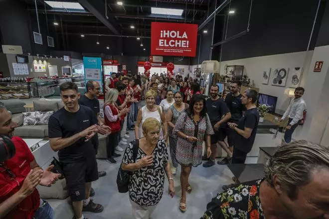 Gran inauguración de la nueva tienda de Conforama en Elche.