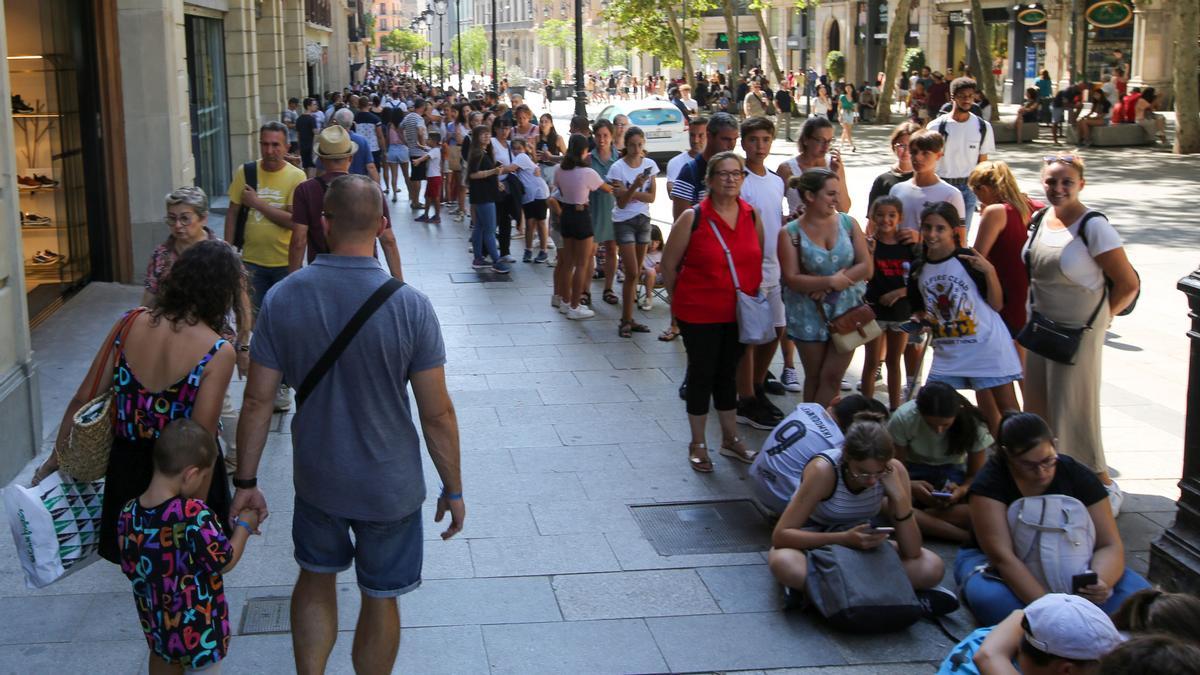 L’experiència immersiva de ‘Stranger things’ a Barcelona provoca cues de fans