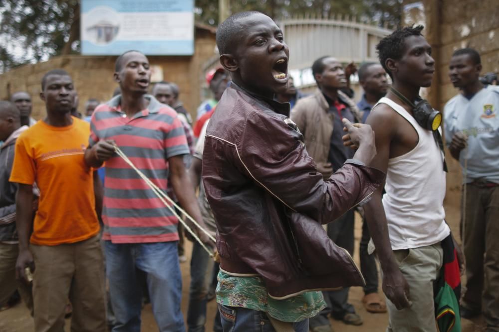 Policía y seguidores de la coalición opositora de Raile Odinga han protagonizado graves enfrentamientos en Kenia tras las elecciones.