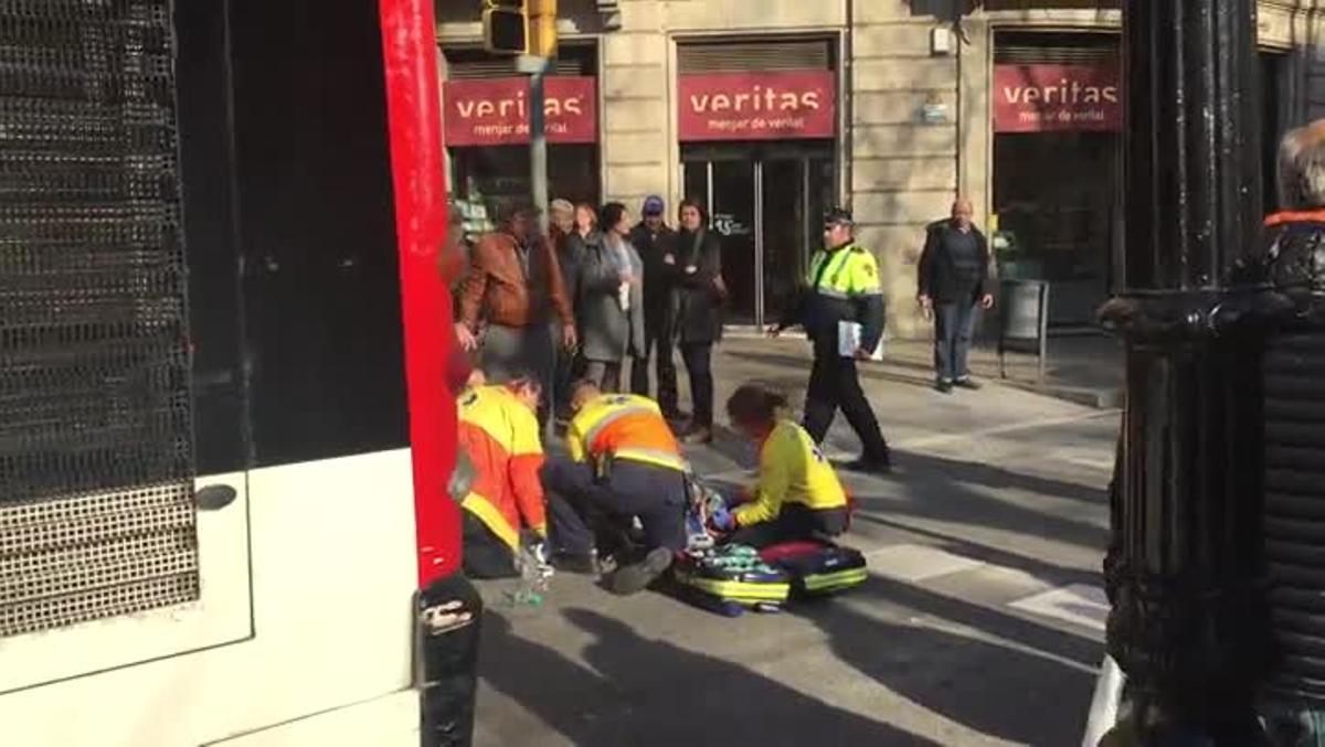 Atropellat un vianant per un autobús